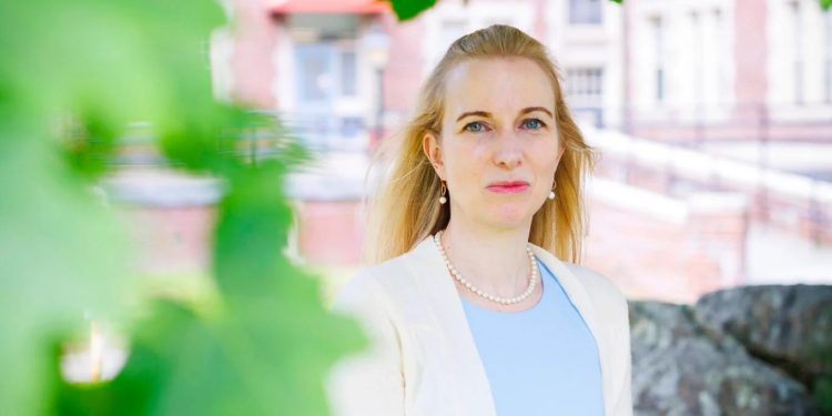 Binge eating appears more widespread, persistent than thought