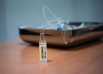 First study to compare two ketamine therapies for patients with severe depression