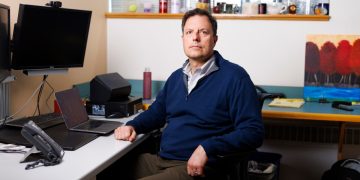 New study links more immigrants with lower elderly mortality